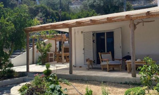 Bella Dacha cosy country house in Milos Gialtra 2 BR