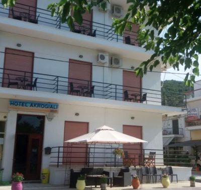 Akrogiali Beach Rooms
